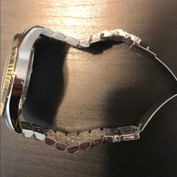 Michael kors watch - Picture 3 of 4